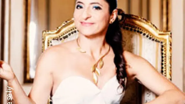 Caroline Athanasiadis - Alles Sirtaki