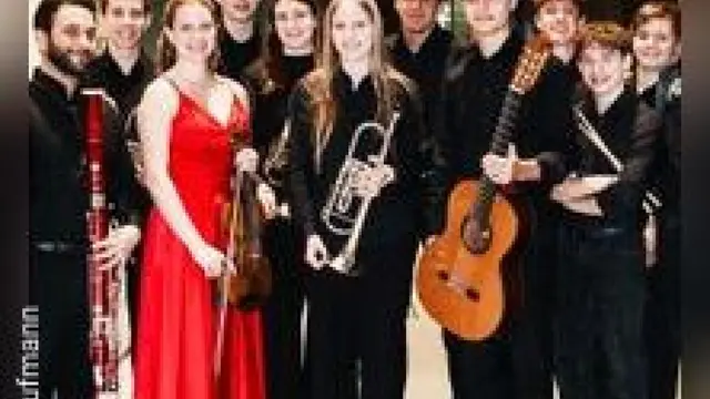 Junge Solist:Innen am Podium