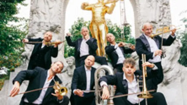 Mnozil Brass - Strauss - Ein Tänzchen zwischen den Stühlen