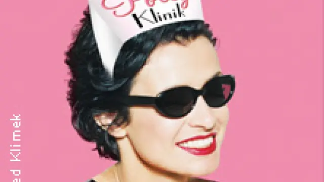 Polly Adler - Knietief im Glamour